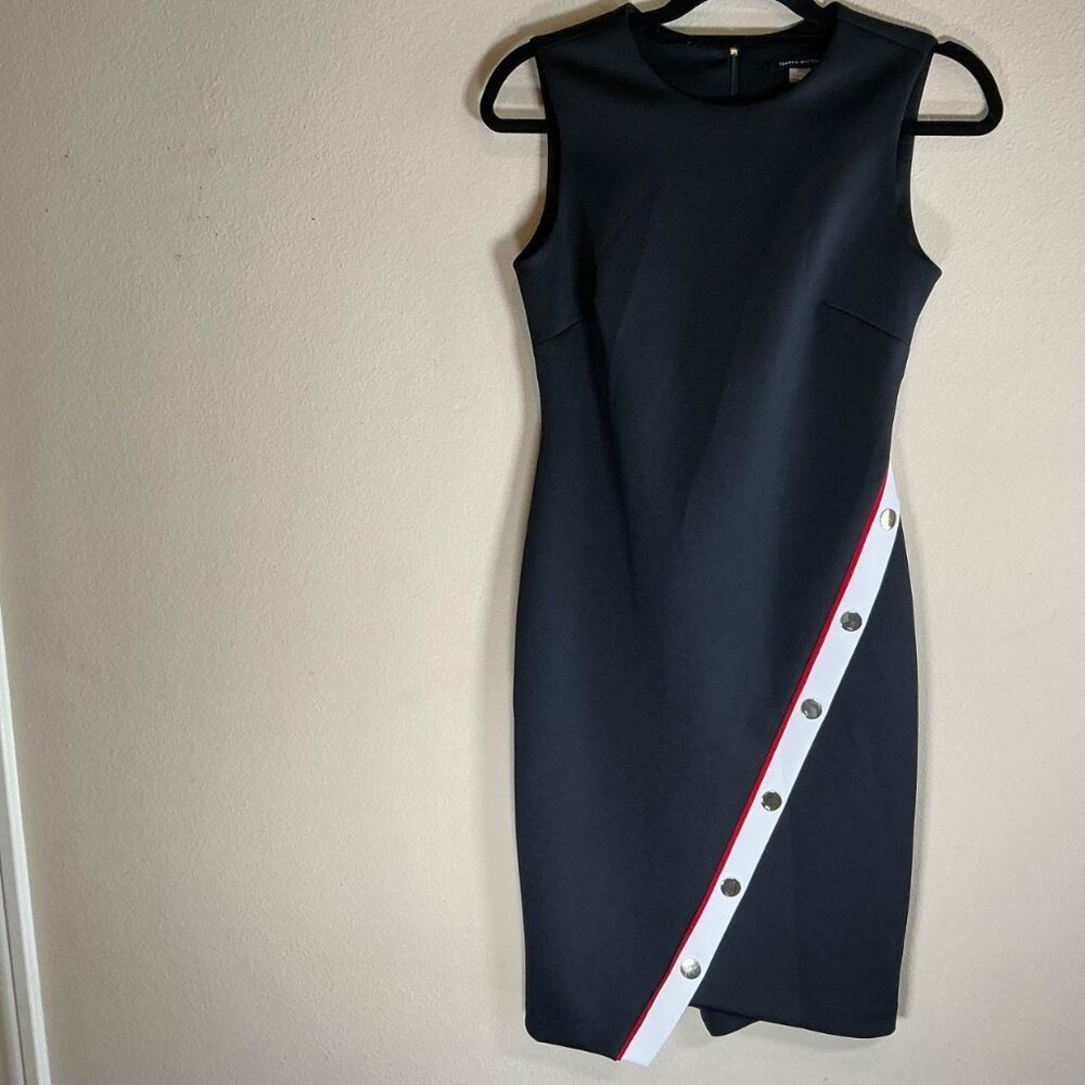 Tommy Hilfiger Women's Black, White and Red Sleeveless Dress, Size 2